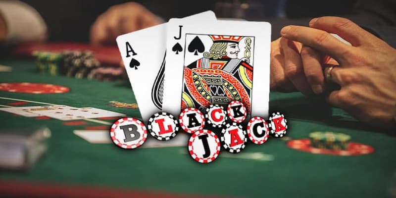 Blackjack trực tuyến uy tín - Giới thiệu luật chơi và bí kíp 2 Luật chơi blackjack trực tuyến uy tín cơ bản